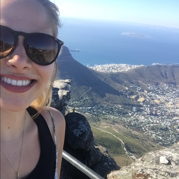 Meet your Posher, Dana - Picture 1 of 1